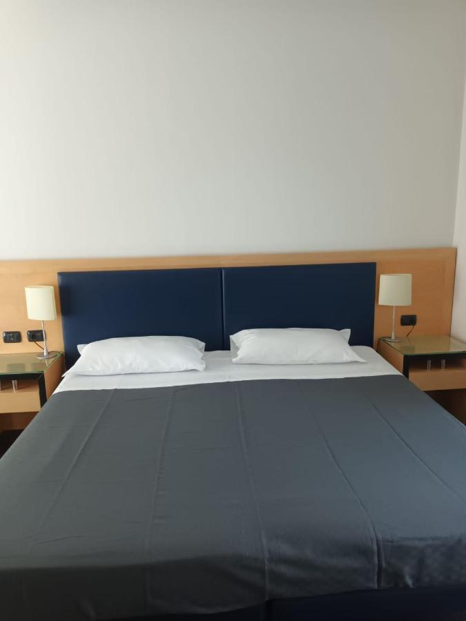 Luxury Rooms Padova Station Pádua Exterior foto