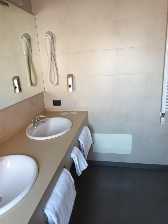 Luxury Rooms Padova Station Pádua Exterior foto